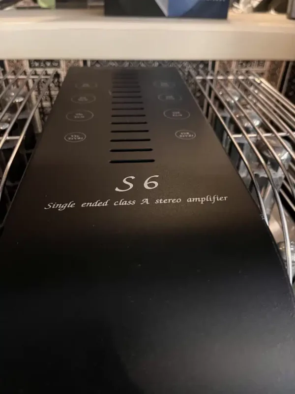 Ampli Unison Research S6 – exposition